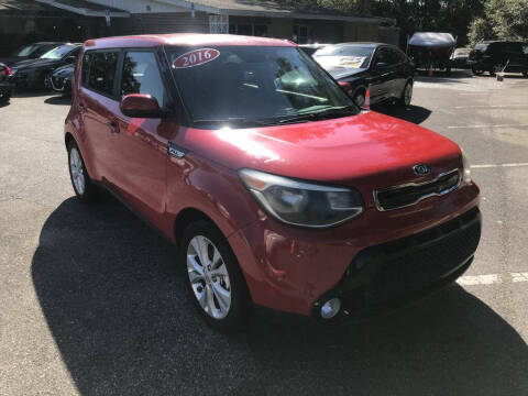 2016 Kia Soul +