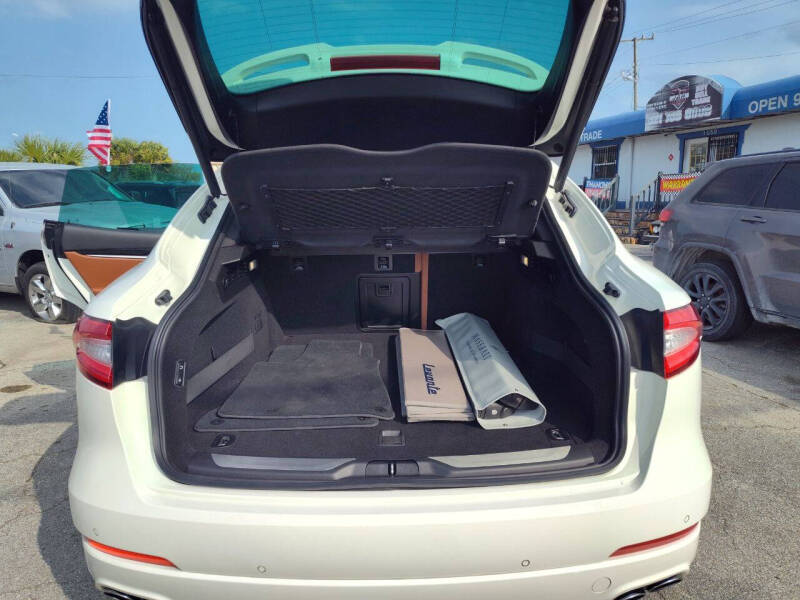 2017 Maserati Levante