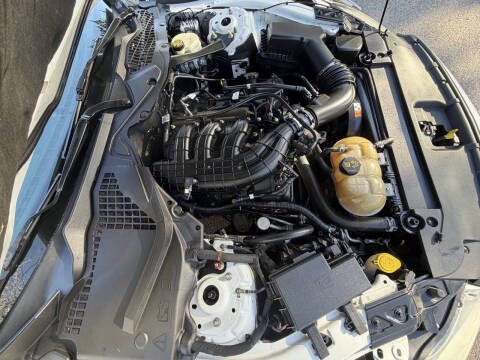 2017 Ford Mustang V6