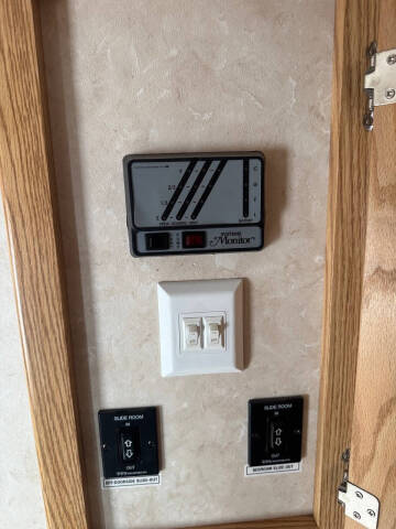 2004 Carriage Compass