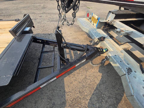 2025 ROGERS WELDING 30FT CAR HAULER