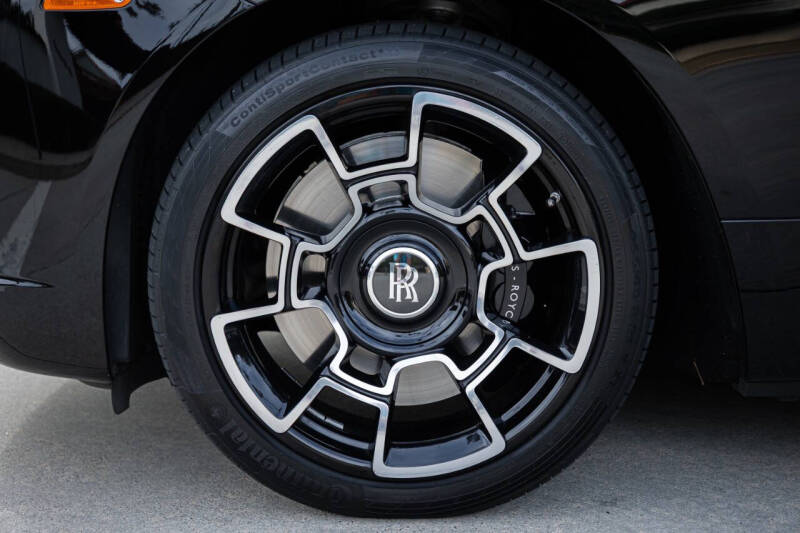 2019 Rolls-Royce Black Badge Dawn