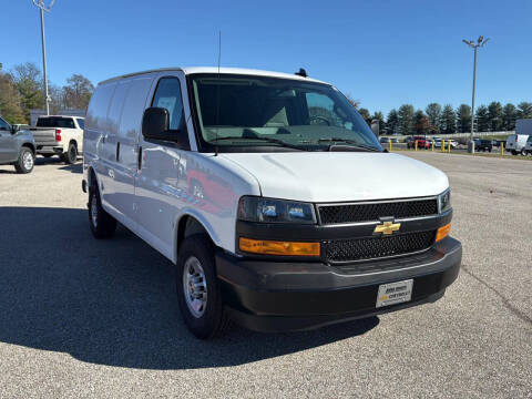 2025 Chevrolet Express 2500