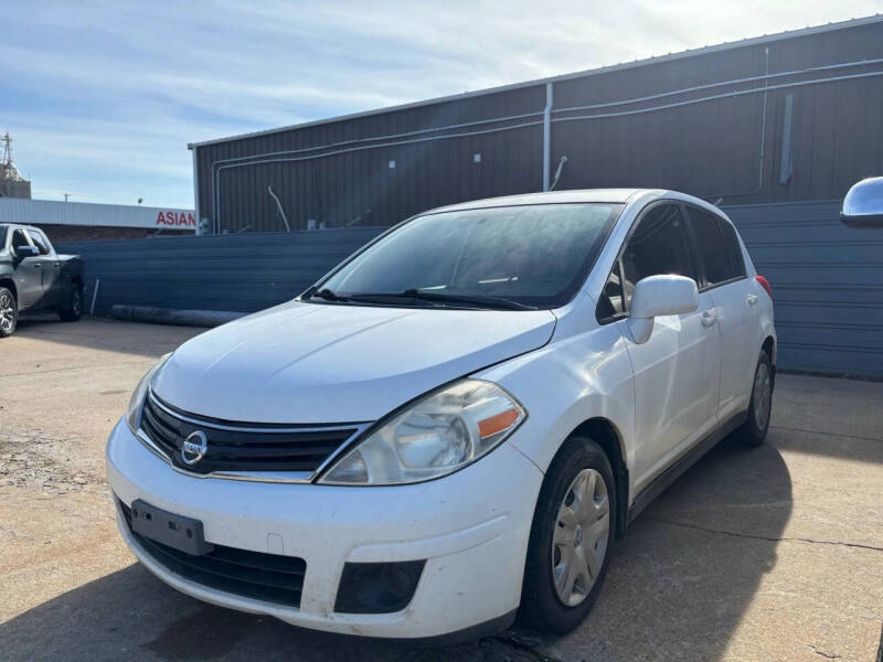 2010 Nissan Versa 1.8 S