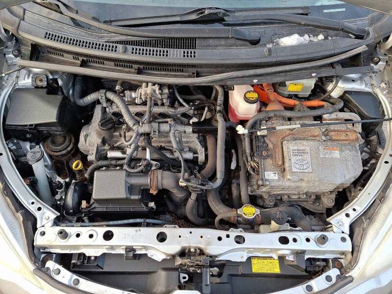 2013 Toyota Prius c Three