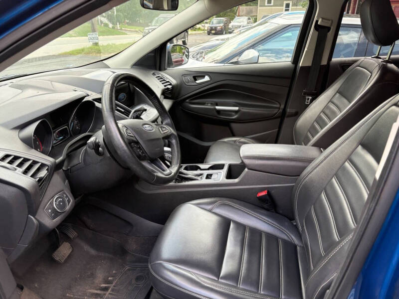 2019 Ford Escape SEL