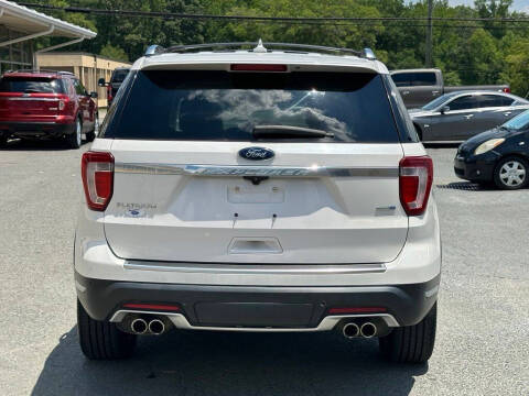 2018 Ford Explorer Platinum