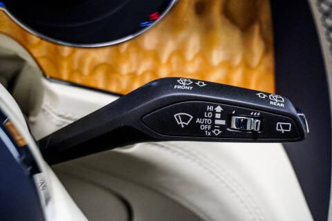 2023 Bentley Bentayga Azure V8