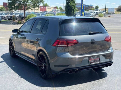 2018 Volkswagen Golf R 4Motion