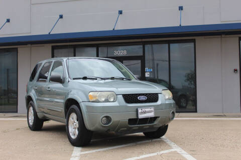 2006 Ford Escape for sale at GQ Auto Sales in Arlington TX