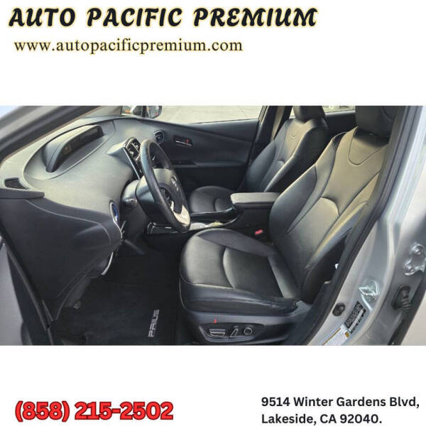 2016 Toyota Prius Four