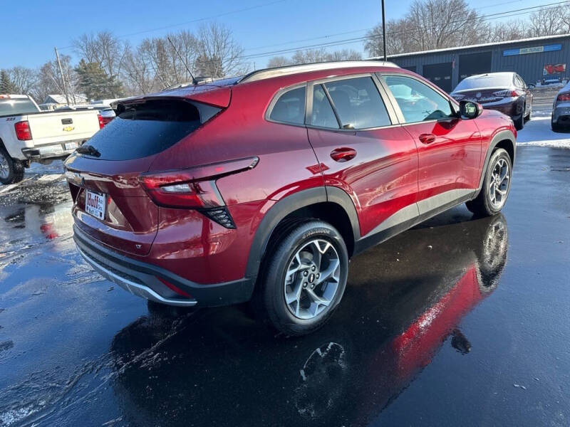 2025 Chevrolet Trax LT