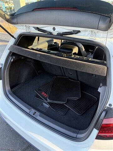 2019 Volkswagen Golf GTI S