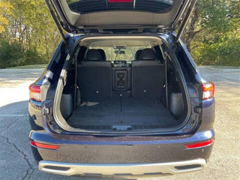 2022 Mitsubishi Outlander SE