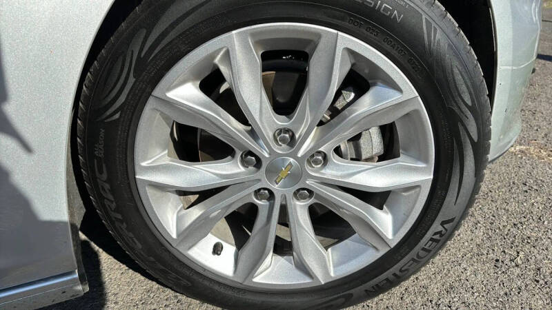 2021 Chevrolet Malibu LT