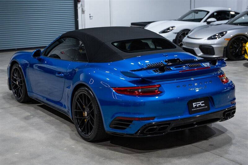 2017 Porsche 911 Turbo S