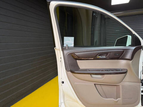 2013 GMC Acadia Denali
