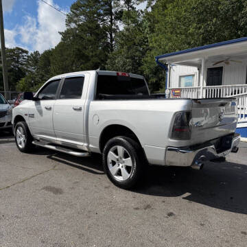 2015 RAM 1500 SLT
