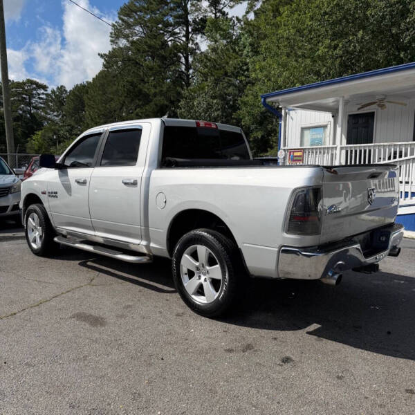 2015 RAM 1500 SLT