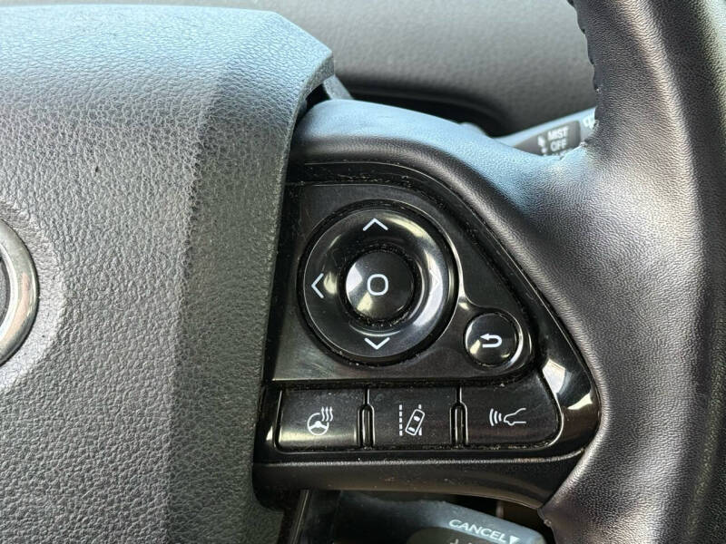 2020 Toyota Prius XLE AWD-e