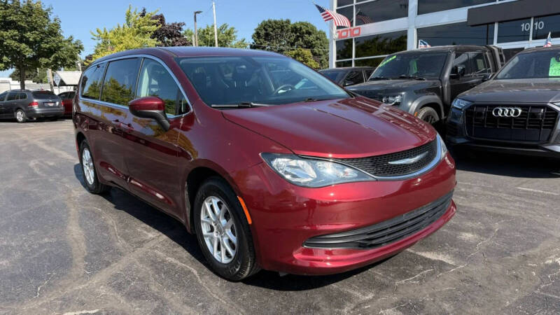 2017 Chrysler Pacifica Touring