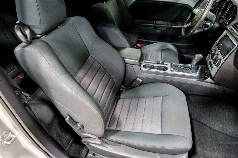 2010 Dodge Challenger SE