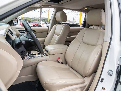 2017 Nissan Pathfinder