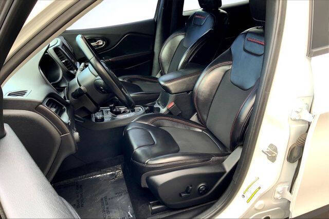 2019 Jeep Cherokee Trailhawk