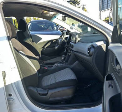 2021 Hyundai Kona SE