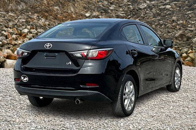 2017 Toyota Yaris iA