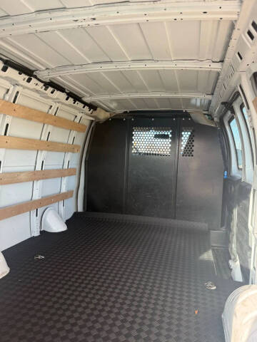 2024 Chevrolet Express 2500