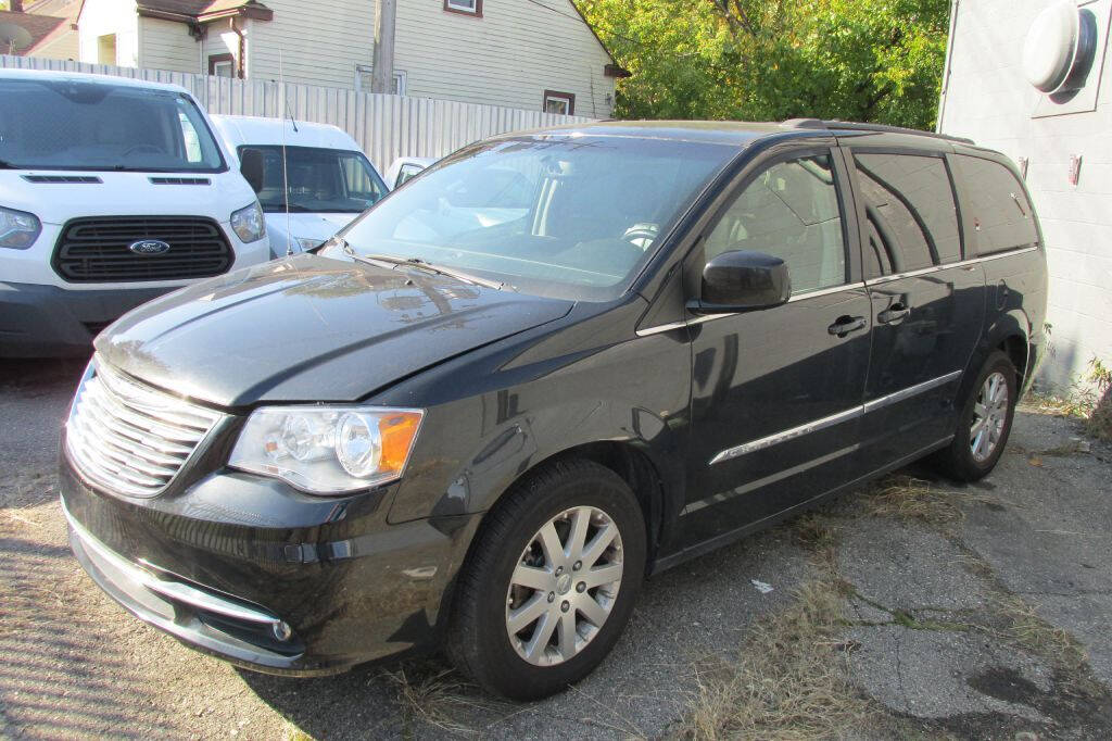 2015 Chrysler Town and Country for sale at United Car Company in Detroit, MI