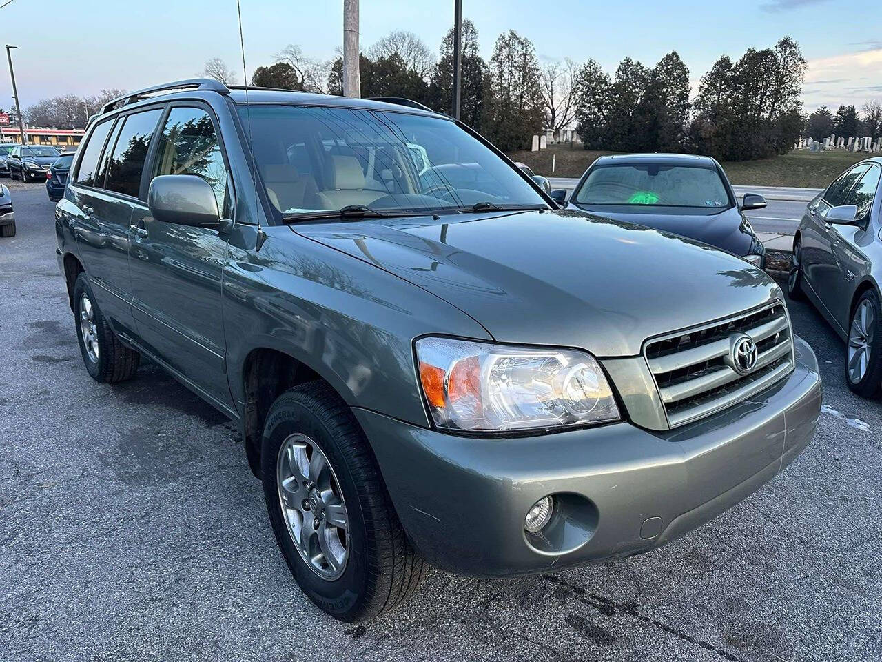 2005 Toyota Highlander for sale at Sams Auto Repair & Sales LLC in Harrisburg, PA