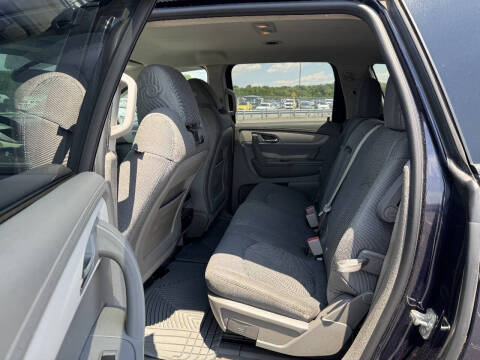 2017 Chevrolet Traverse LS