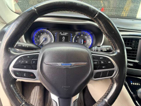 2020 Chrysler Pacifica Touring L