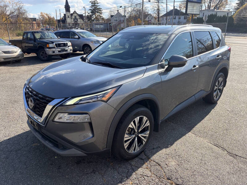 2022 Nissan Rogue SV's photo