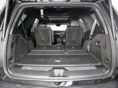 2025 Cadillac Escalade-V