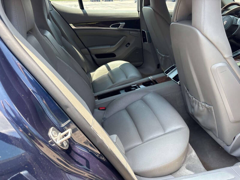 2011 Porsche Panamera