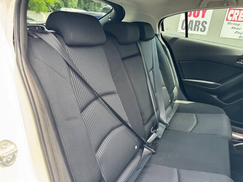 2015 Mazda MAZDA3 i Touring