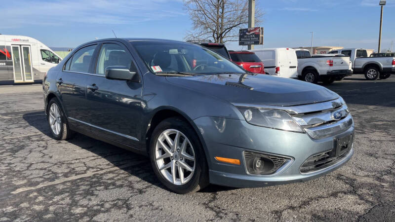 2012 Ford Fusion SEL's photo