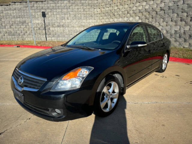 2008 Nissan Altima for sale at 10-4 AUTO GROUP LLC in Raytown, MO