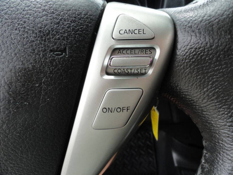 2014 Nissan Versa Note SV
