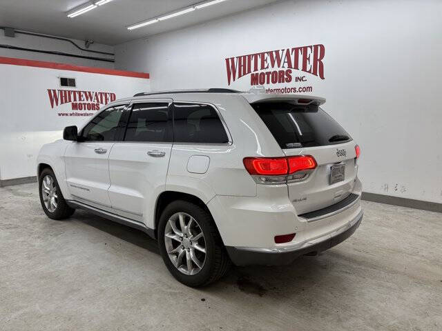 2016 Jeep Grand Cherokee Summit