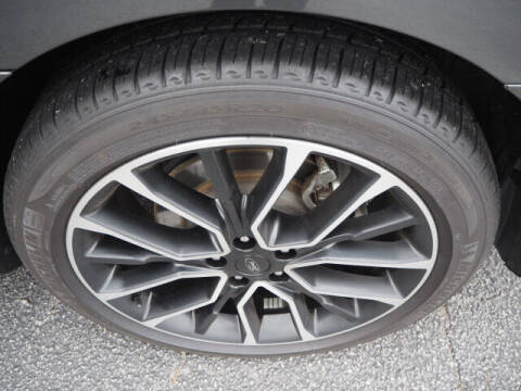 2017 Ford Taurus SEL