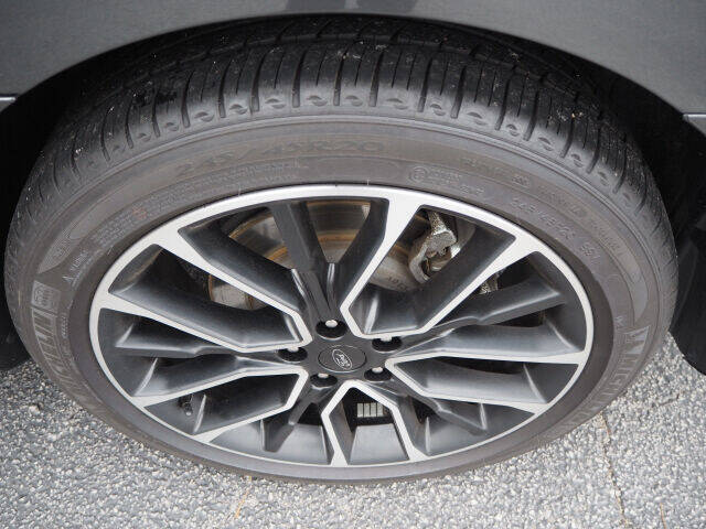 2017 Ford Taurus SEL