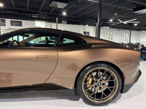 2025 Aston Martin Vanquish