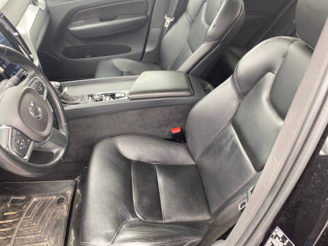 2019 Volvo XC60 T5 Momentum