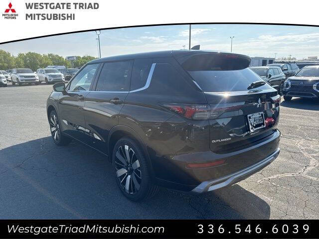 2025 Mitsubishi Outlander SE