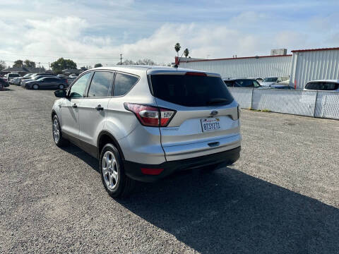 2017 Ford Escape S