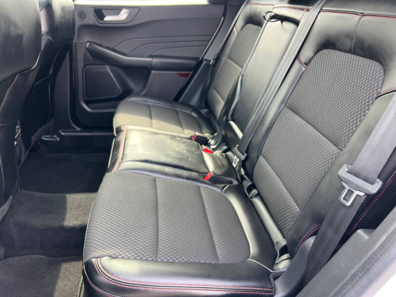 2024 Ford Escape ST-Line Select